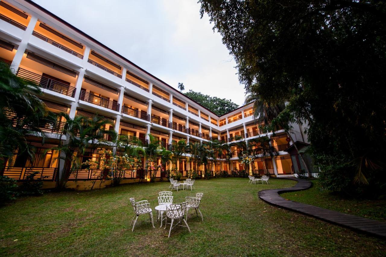 Hotel Sentinel Port Blair Esterno foto